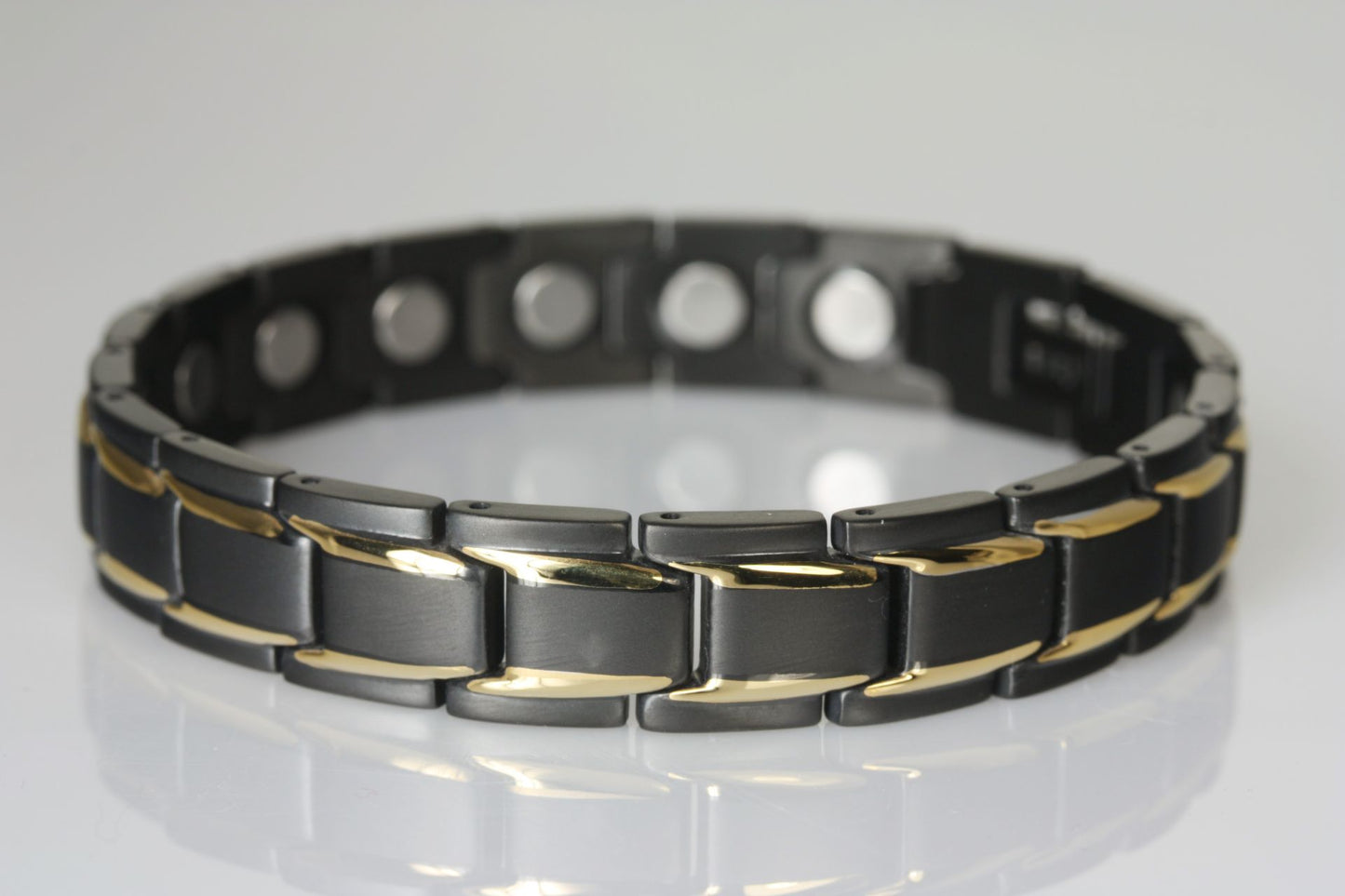 High-Power Magnetarmband 8262 – 18 x 4000 Gauss – Edelstahl (Silber, Gold, Rosé & Schwarz)